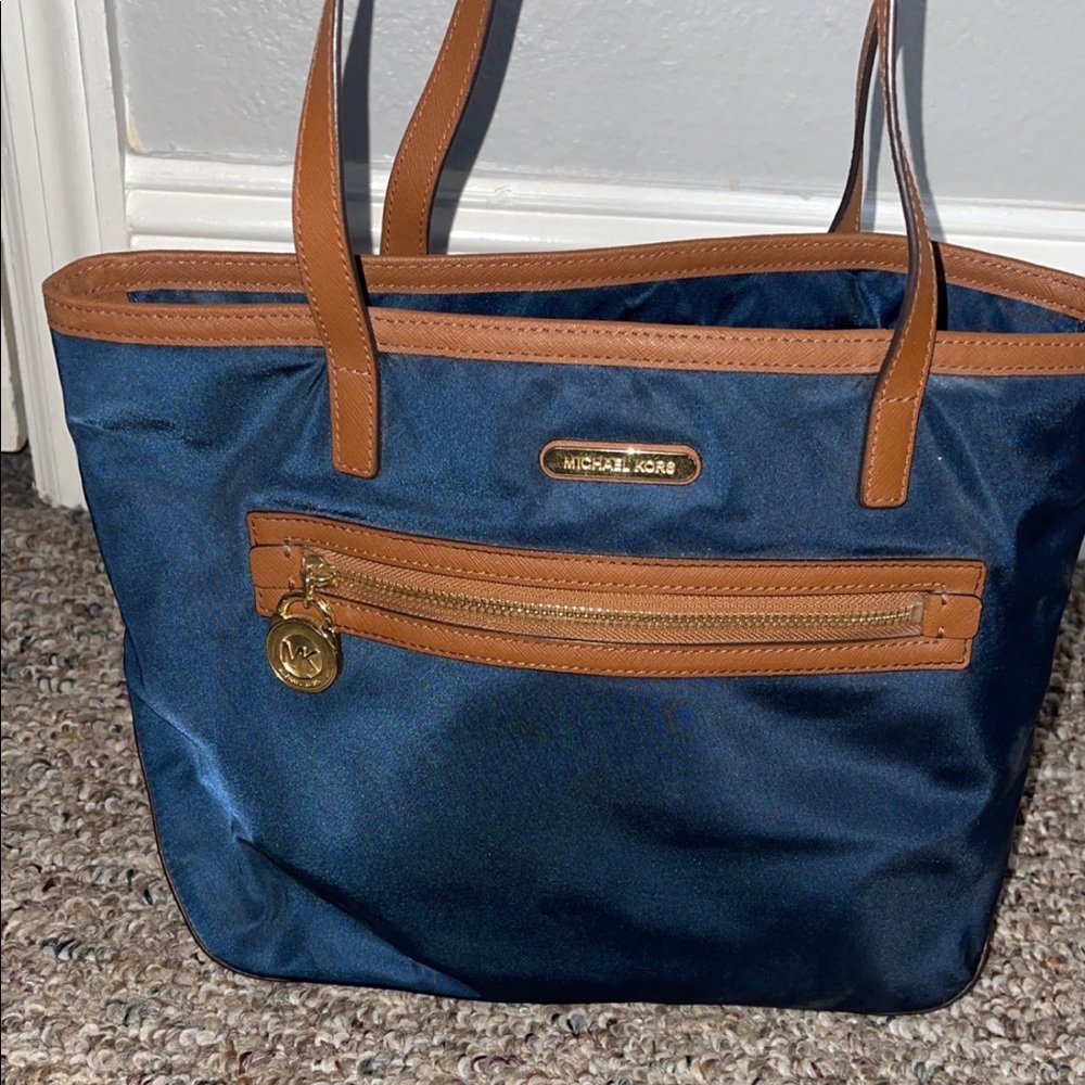 michael kors purse